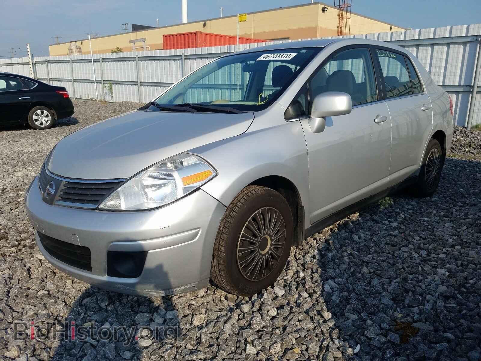 2007 NISSAN VERSA - VIN: 3N1BC11EX7L421241 - Фото 2