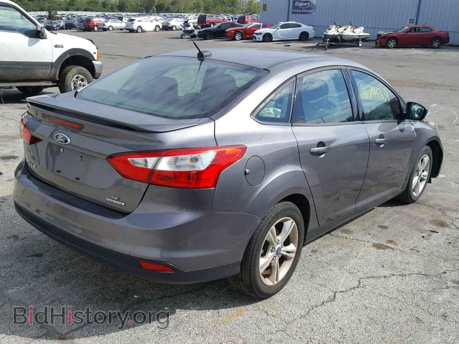 2012 Ford FOCUS (VIN 1FAHP3F23CL463221) — фото 4 из 10