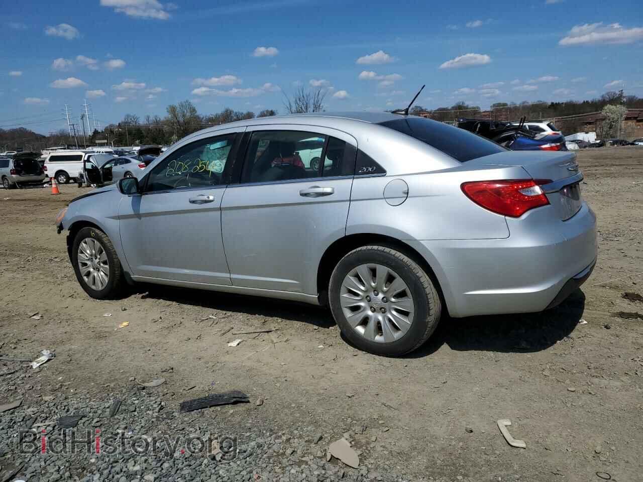 2012 CHRYSLER 200 - VIN: 1C3CCBAB8CN172532 - Фото 2