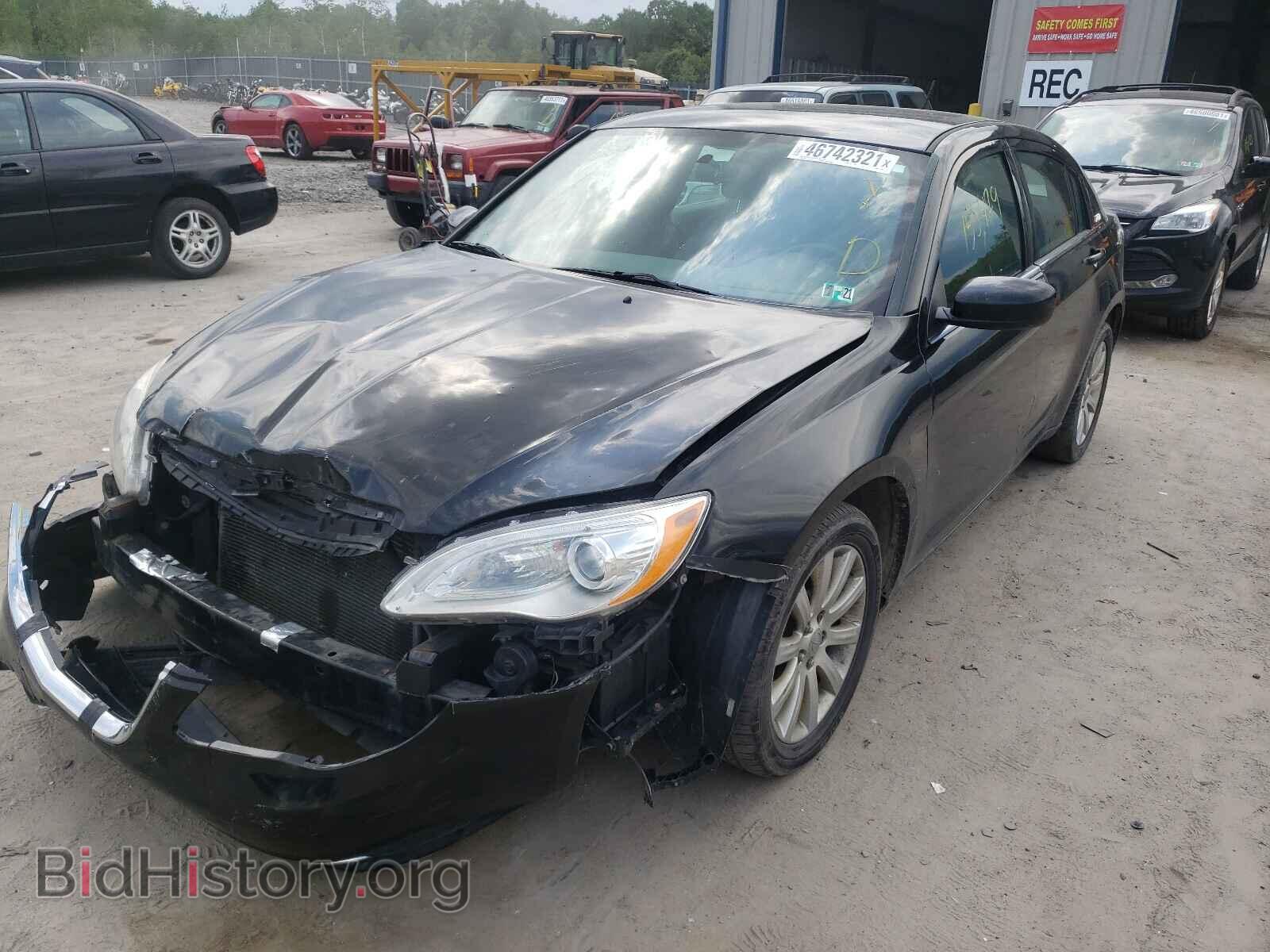2014 CHRYSLER 200 - VIN: 1C3CCBBG4EN113877 - Фото 2