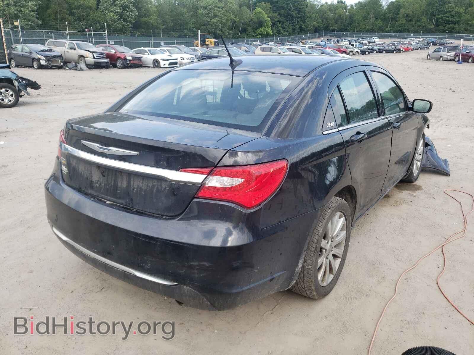 2014 CHRYSLER 200 - VIN: 1C3CCBBG4EN113877 - Фото 4