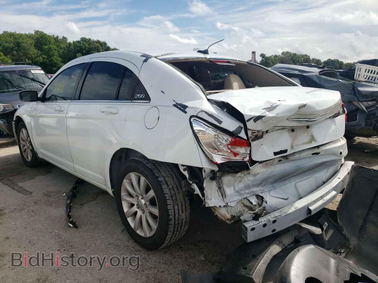 2013 CHRYSLER 200 - VIN: 1C3CCBBB3DN728889 - Фото 3