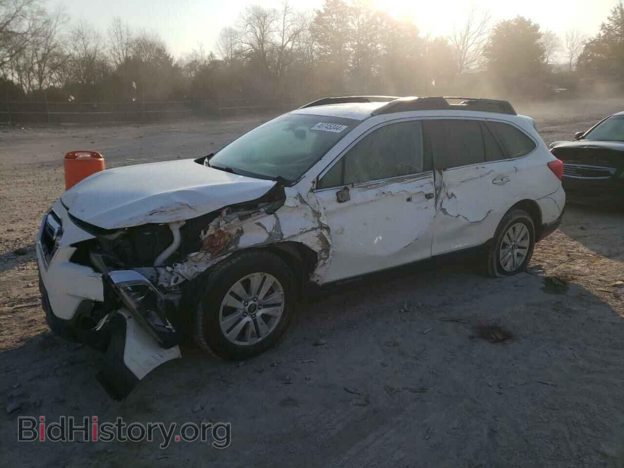 Фотография 4S4BSAFC8K3318990 - SUBARU OUTBACK 2019
