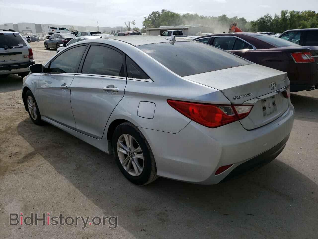 2014 HYUNDAI SONATA - VIN: 5NPEB4AC1EH863111 - Фото 2