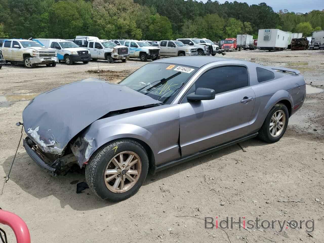 Photo 1ZVFT80N765110323 - FORD MUSTANG 2006