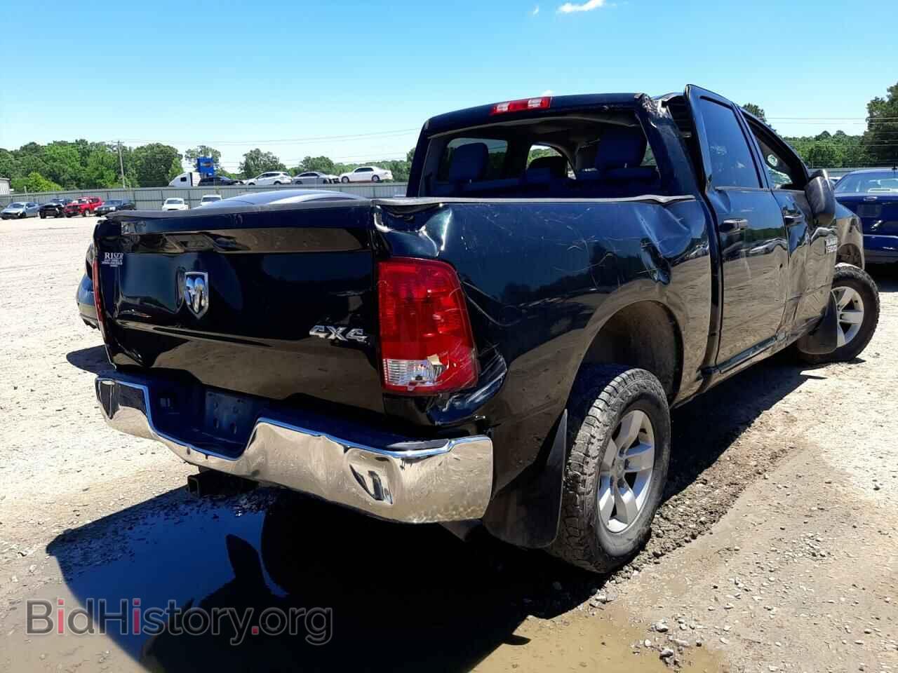 2017 RAM 1500 - VIN: 3C6RR7KT1HG709077 - Фото 4