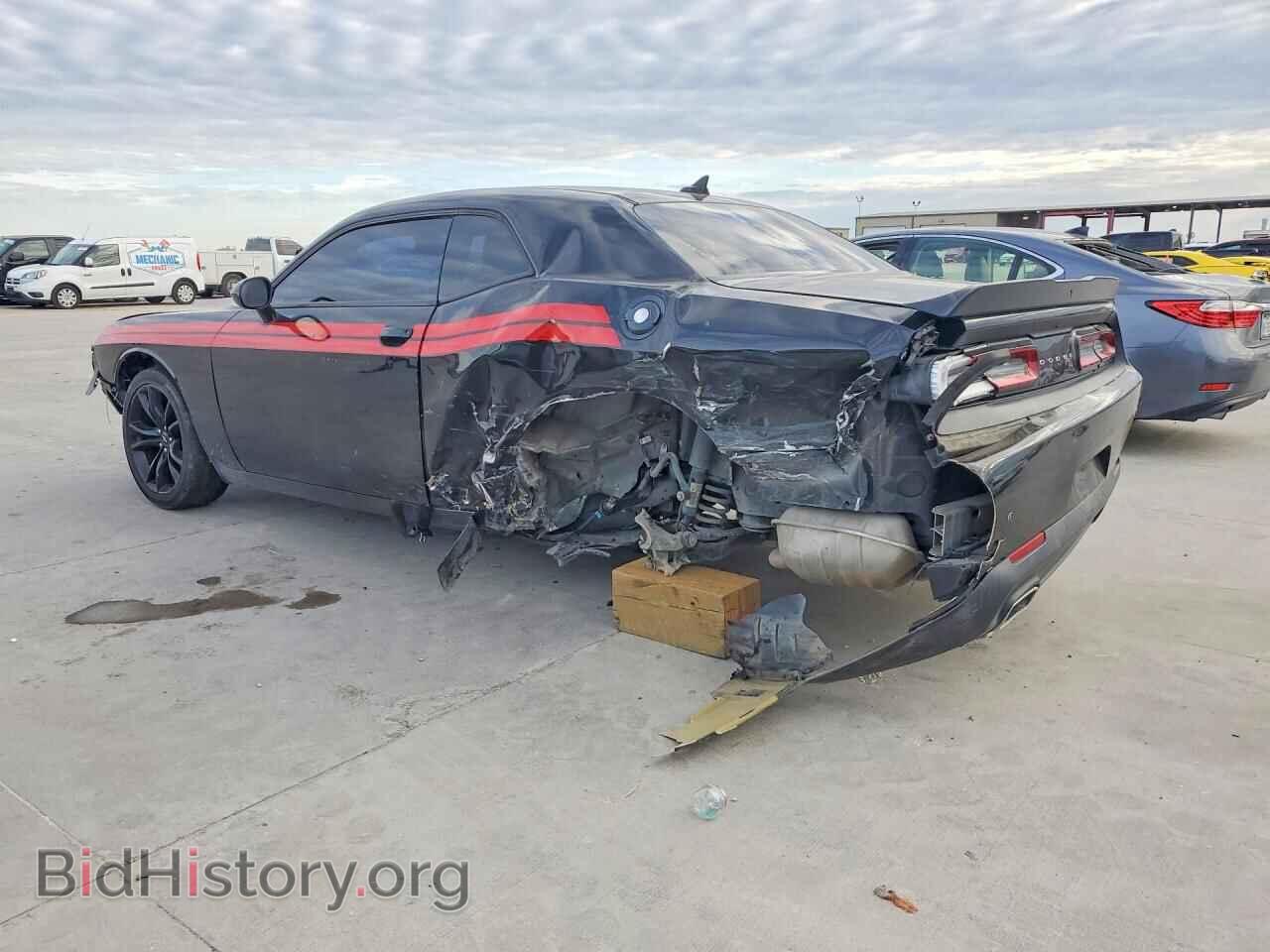 2018 DODGE CHALLENGER - VIN: 2C3CDZAG0JH144876 - Photo 2