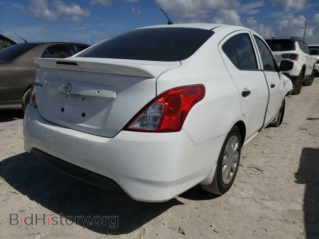2017 NISSAN VERSA - VIN: 3N1CN7AP3HL855425 - Photo 4