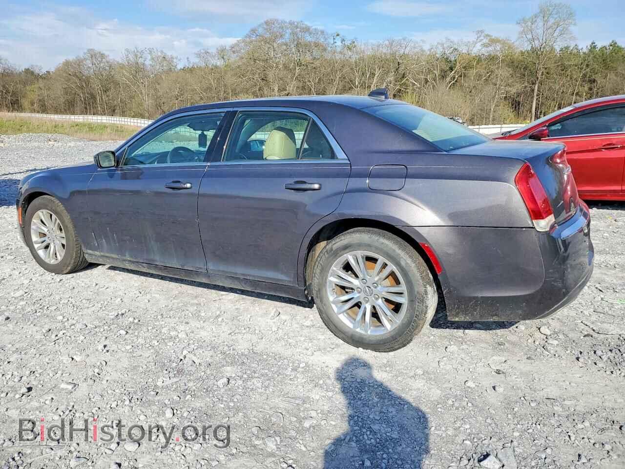 2017 CHRYSLER 300 - VIN: 2C3CCAAG7HH538809 - Фото 2