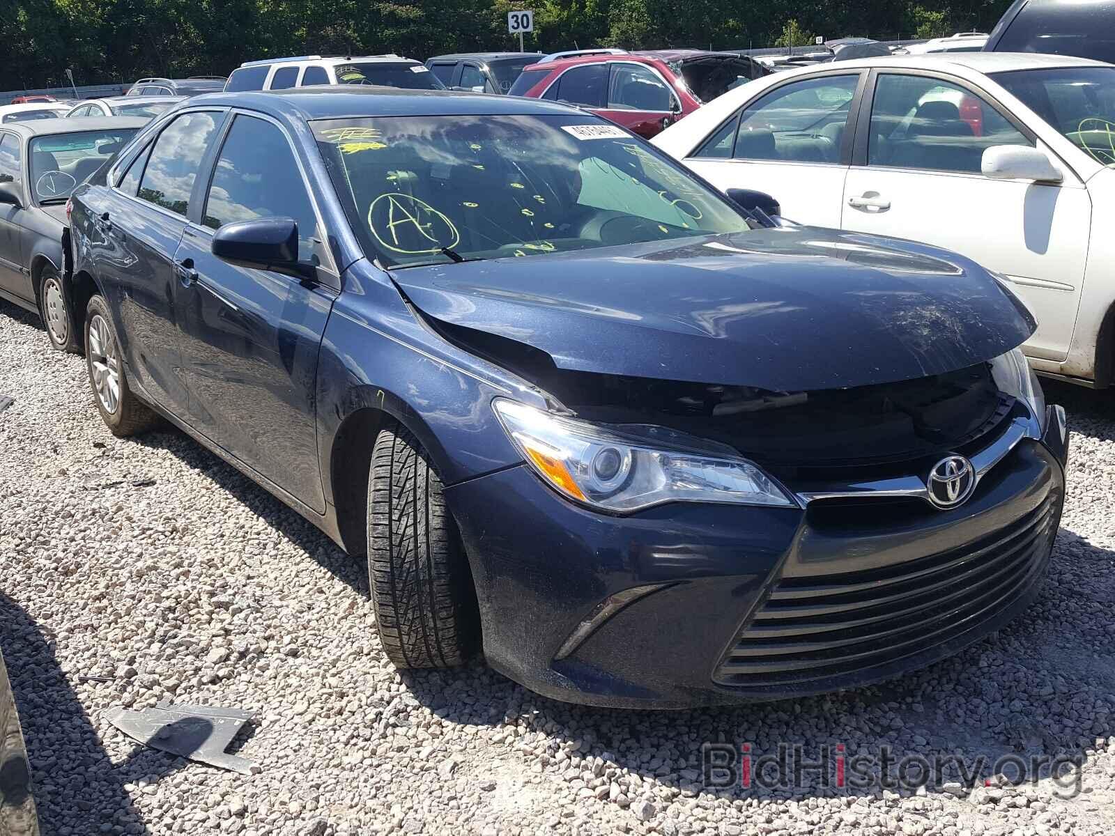 Photo 4T1BF1FK4HU699137 - TOYOTA CAMRY 2017