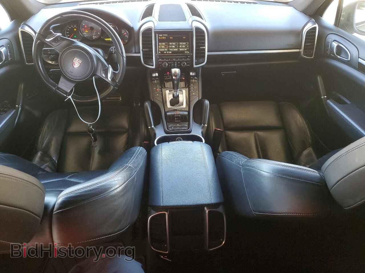 2011 PORSCHE CAYENNE - VIN: WP1AE2A25BLA92501 - Фото 8