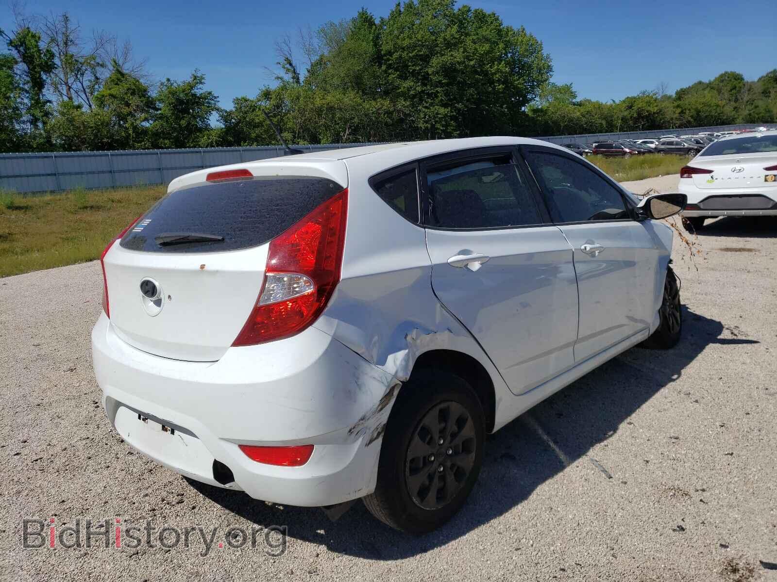 2015 HYUNDAI ACCENT - VIN: KMHCT5AE0FU201406 - Фото 4