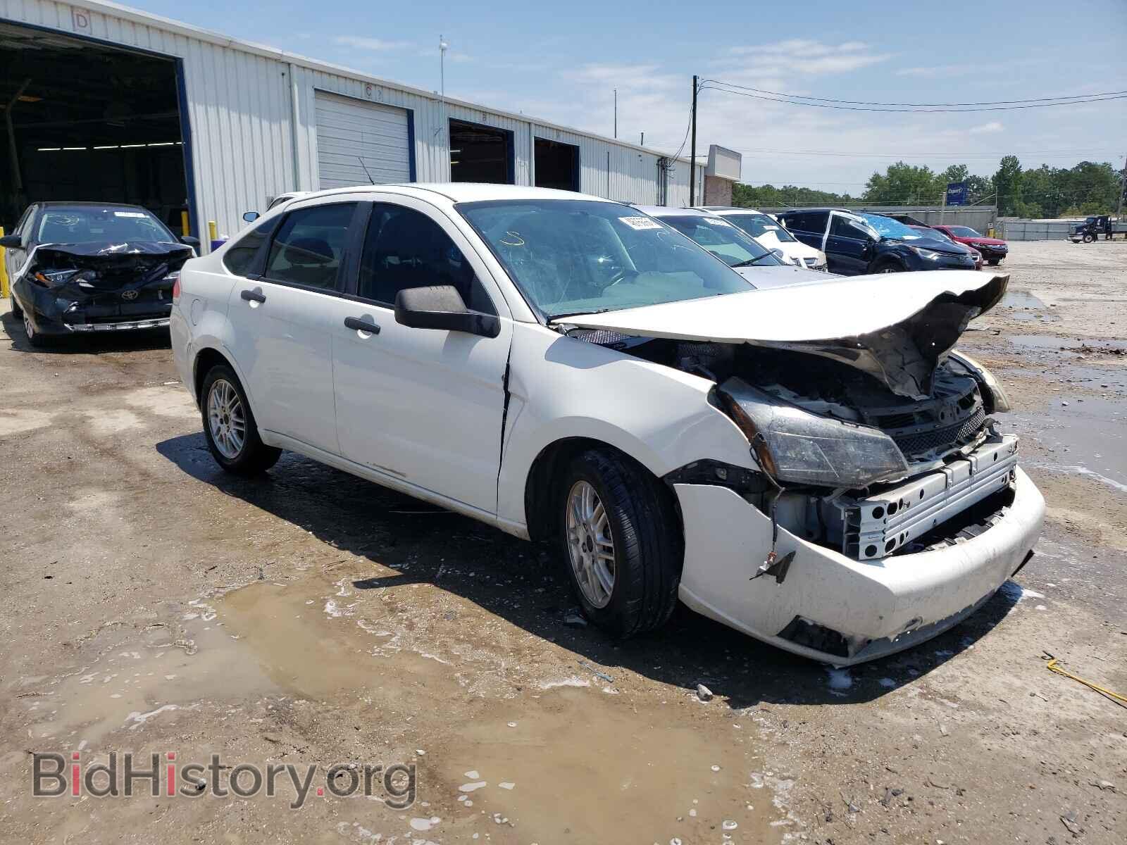 Photo 1FAHP3FN8BW158756 - FORD FOCUS 2011