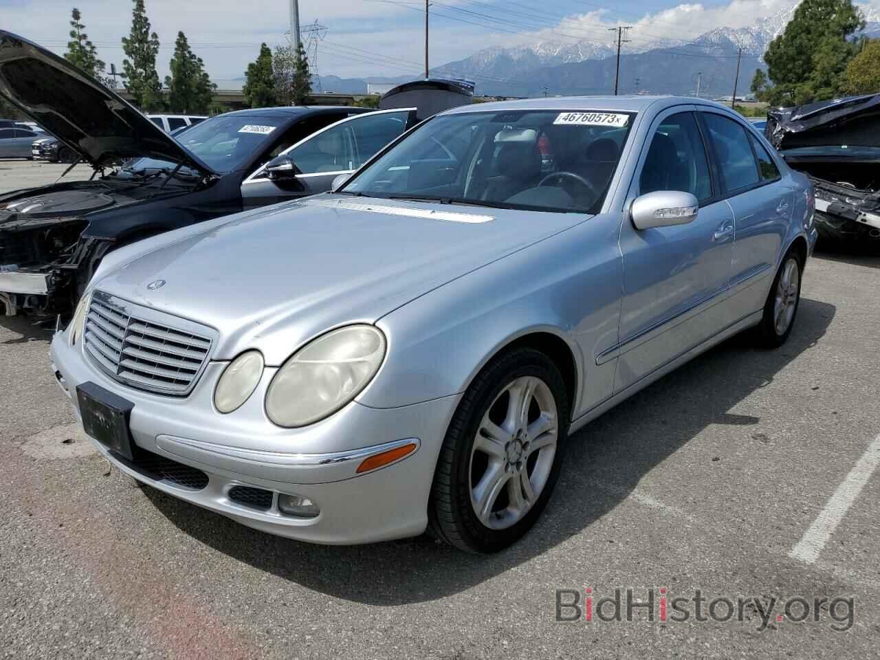 Photo WDBUF56J46A845352 - MERCEDES-BENZ E-CLASS 2006