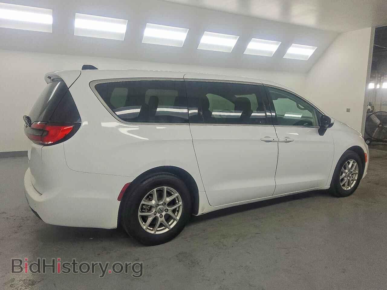 2023 CHRYSLER PACIFICA - VIN: 2C4RC1BG7PR511008 - Photo 3