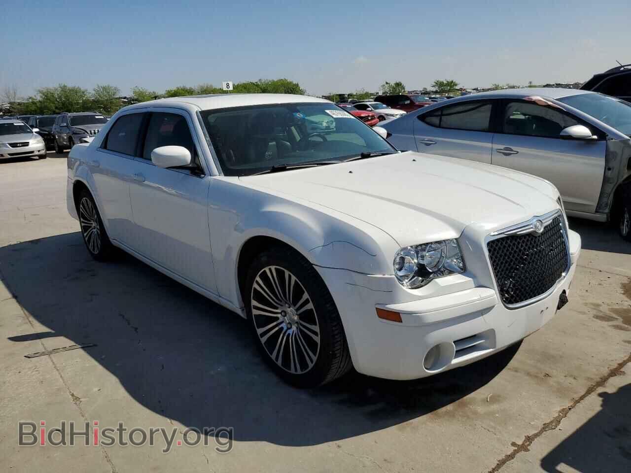 2010 CHRYSLER 300 - VIN: 2C3CA2CVXAH284932 - Фото 4