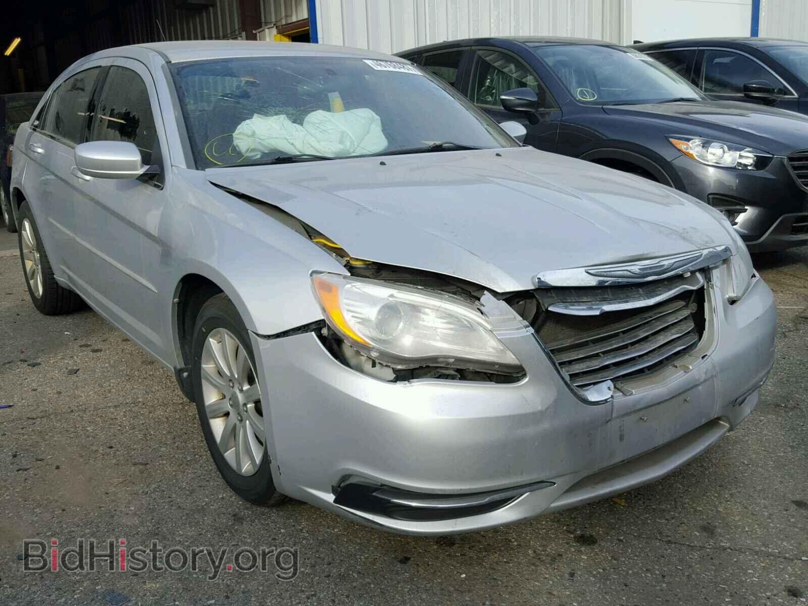Фотография 1C3BC1FG2BN539014 - CHRYSLER 200 2011