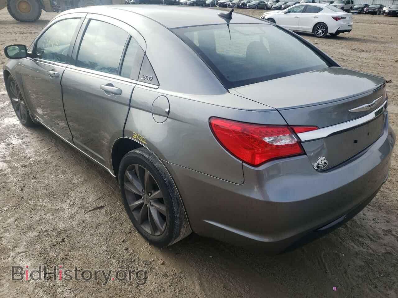2011 CHRYSLER 200 - VIN: 1C3BC8FG3BN577750 - Фото 3