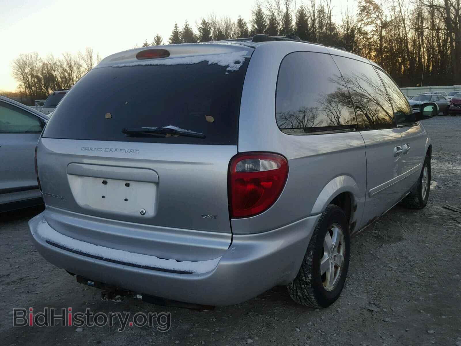 2005 DODGE CARAVAN - VIN: 2D4GP44L85R310497 - Photo 4