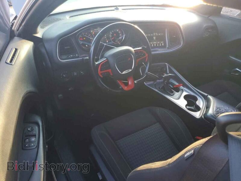 2020 Dodge CHALLENGER (VIN 2C3CDZAG4LH191783) — photo 8 of 12