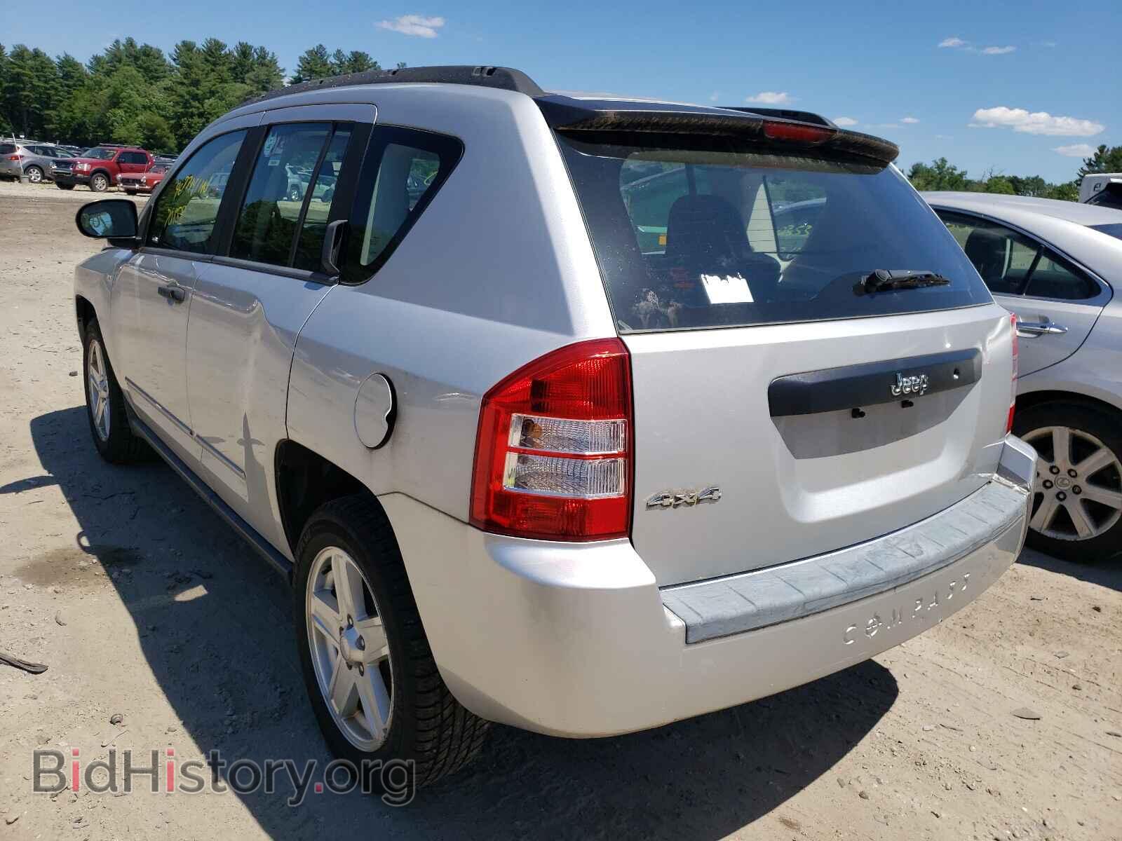 2009 JEEP COMPASS - VIN: 1J4FF47B19D137343 - Photo 3