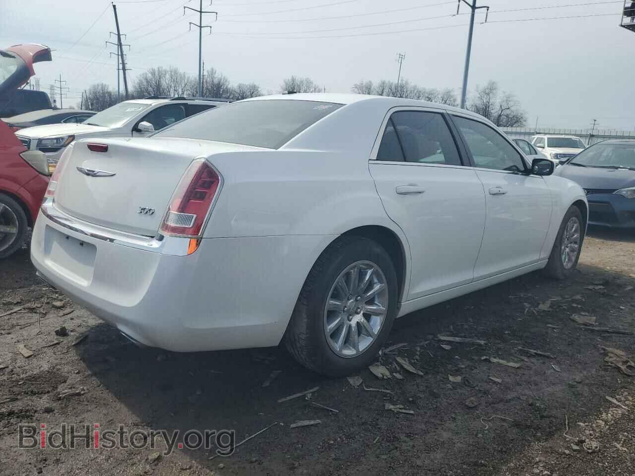 2014 CHRYSLER 300 - VIN: 2C3CCAAG3EH104754 - Фото 3