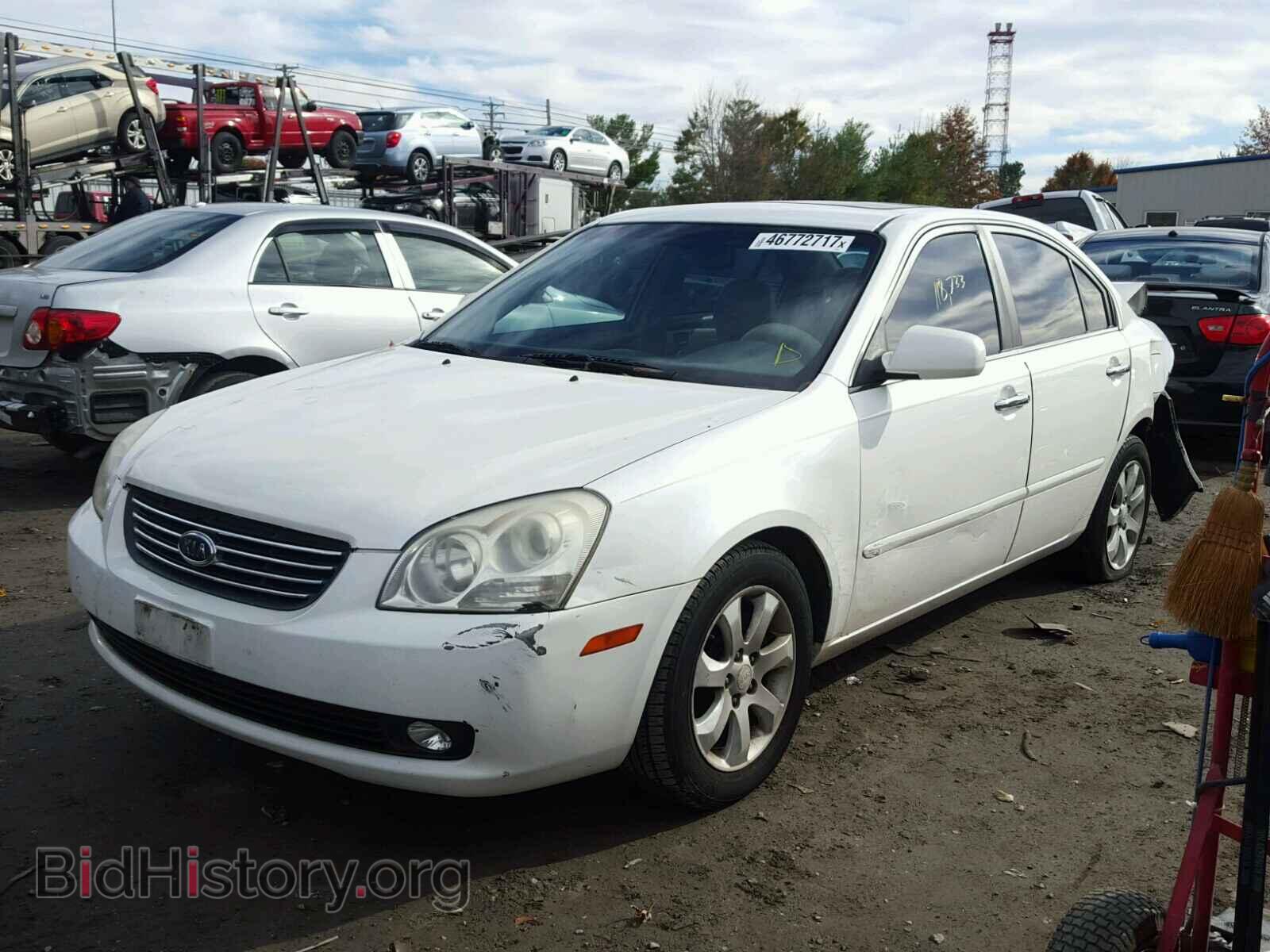 2006 KIA OPTIMA - VIN: KNAGE124X65022067 - Фото 2