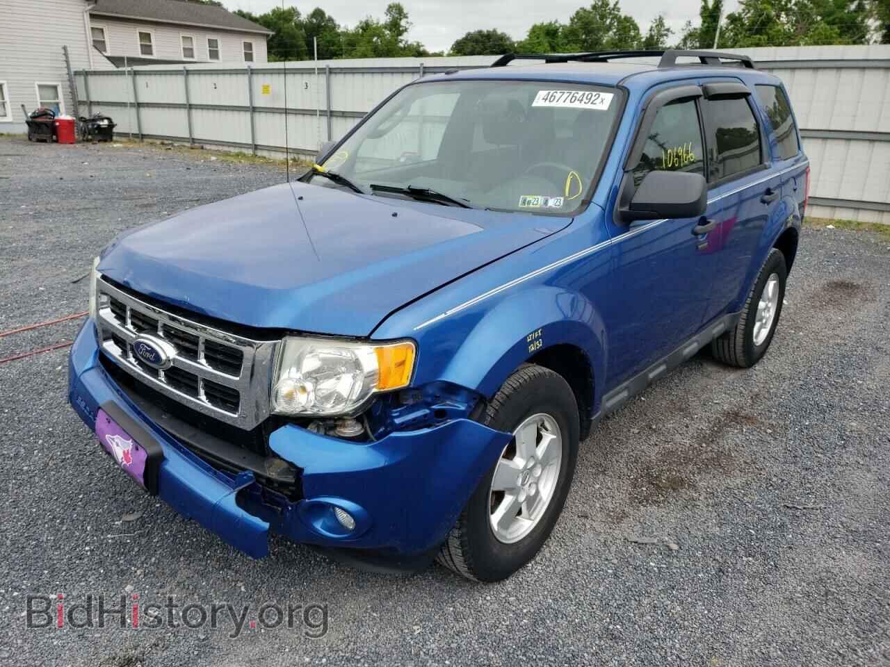2011 FORD ESCAPE - VIN: 1FMCU0DG1BKA65886 - Фото 2