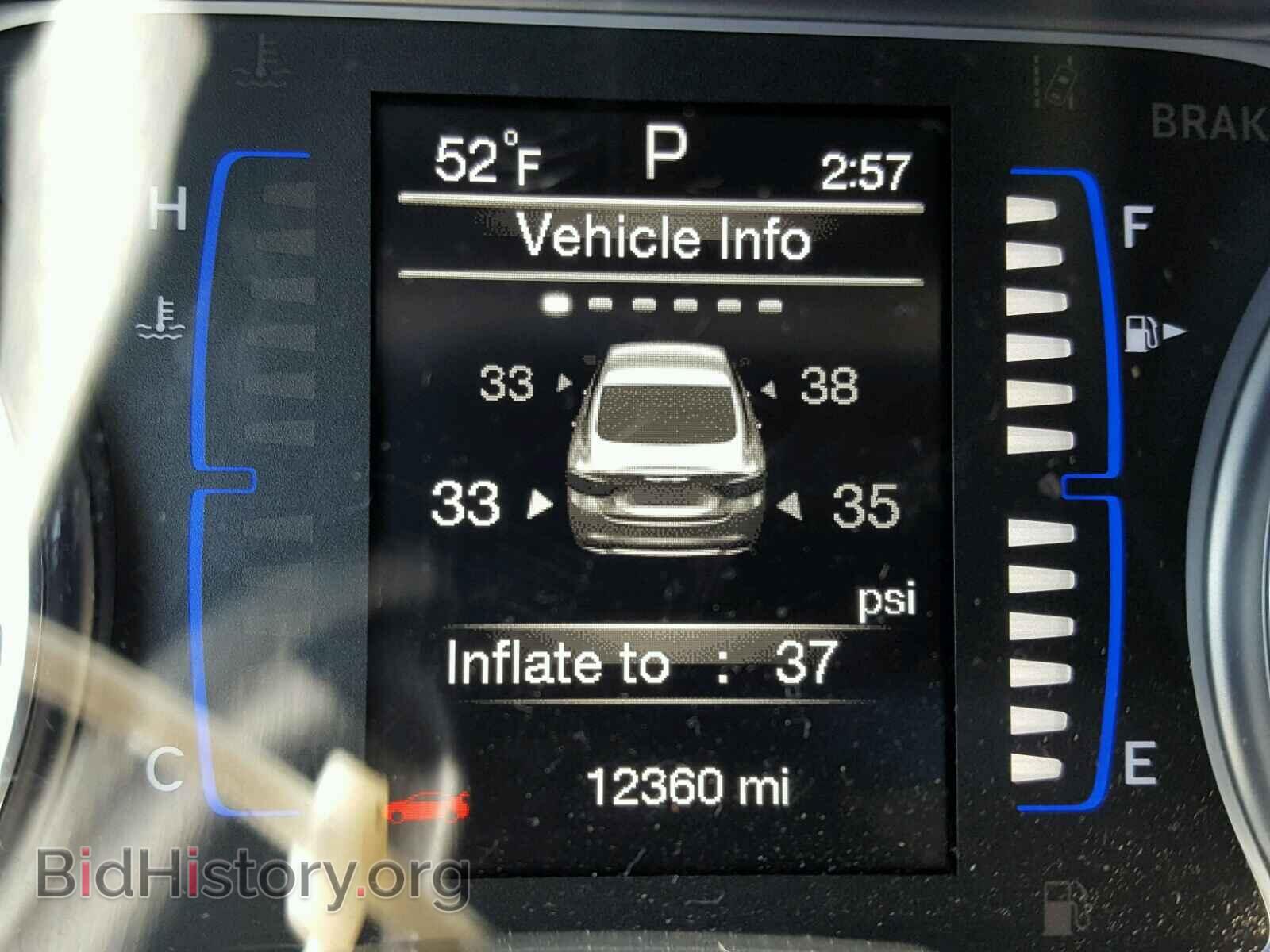 2016 CHRYSLER 200 - VIN: 1C3CCCAB1GN107372 - Фото 8