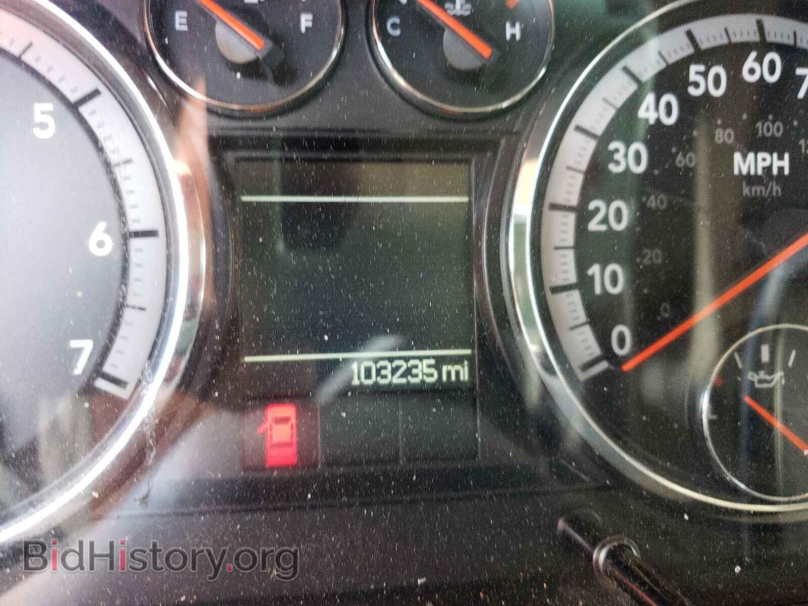 2011 DODGE RAM 1500 - VIN: 1D7RB1GP9BS692802 - Фото 8