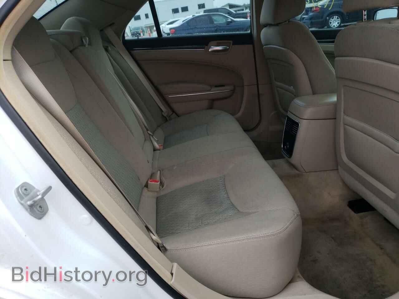 2012 CHRYSLER 300 - VIN: 2C3CCAAG8CH201073 - Photo 6