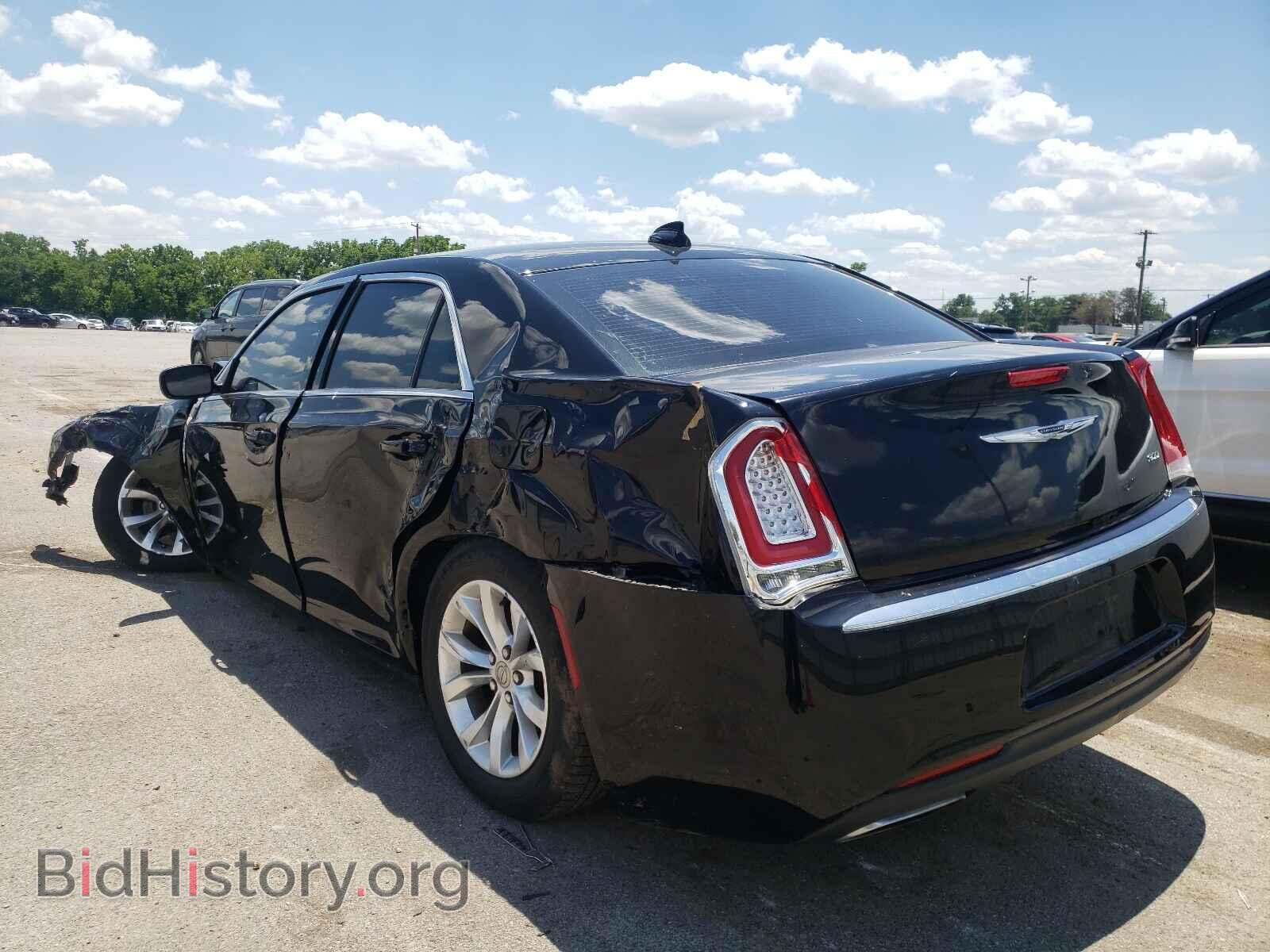 2015 CHRYSLER 300 - VIN: 2C3CCAAG6FH786840 - Фото 3