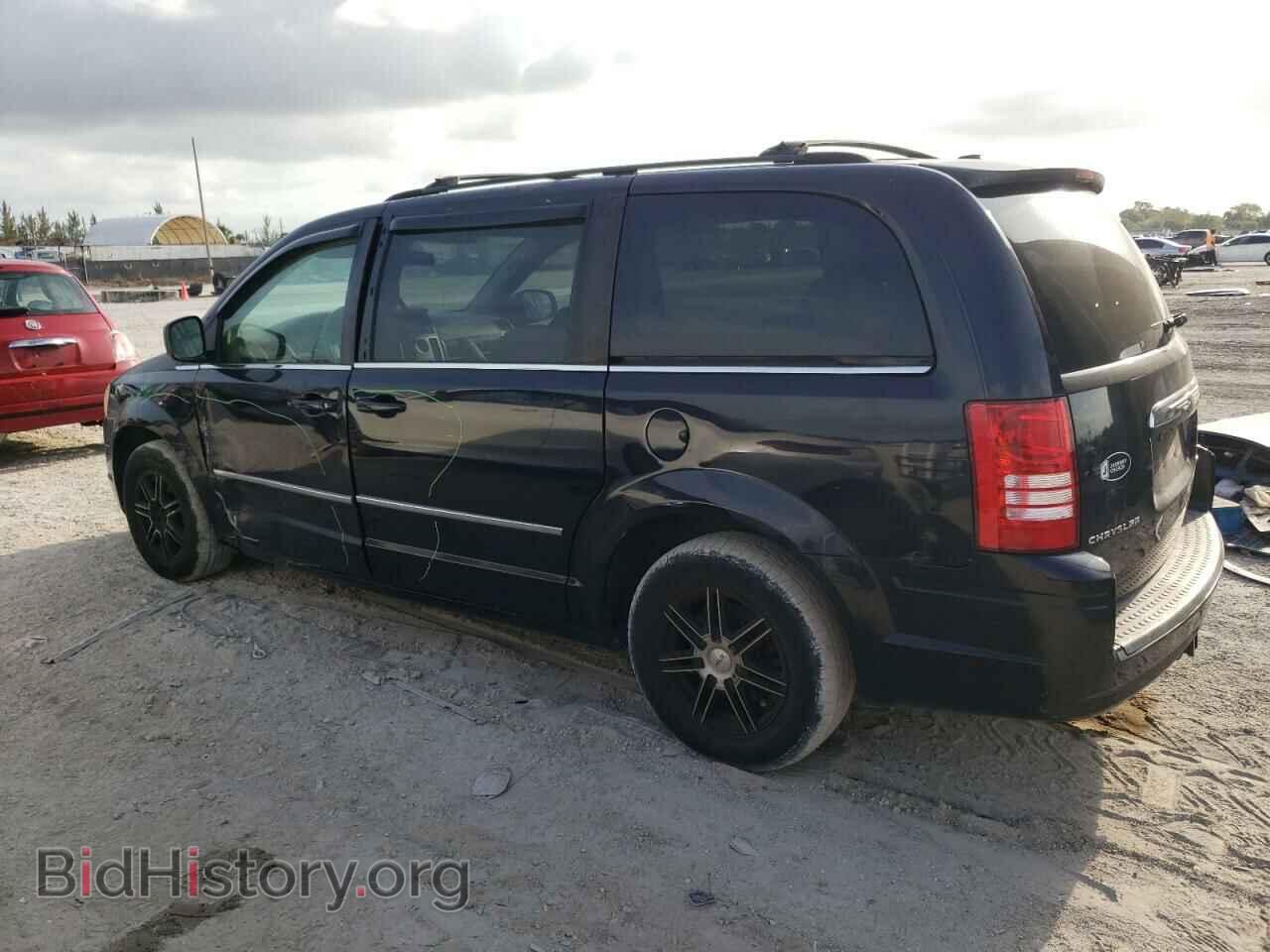 2010 CHRYSLER MINIVAN - VIN: 2A4RR5D11AR415584 - Фото 2