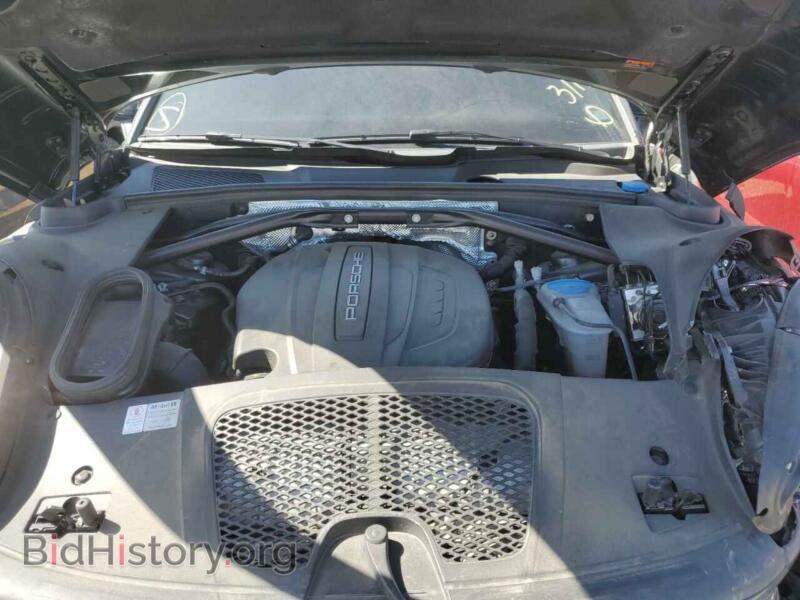 2017 Porsche MACAN (VIN WP1AA2A5XHLB01000) — photo 12 of 13