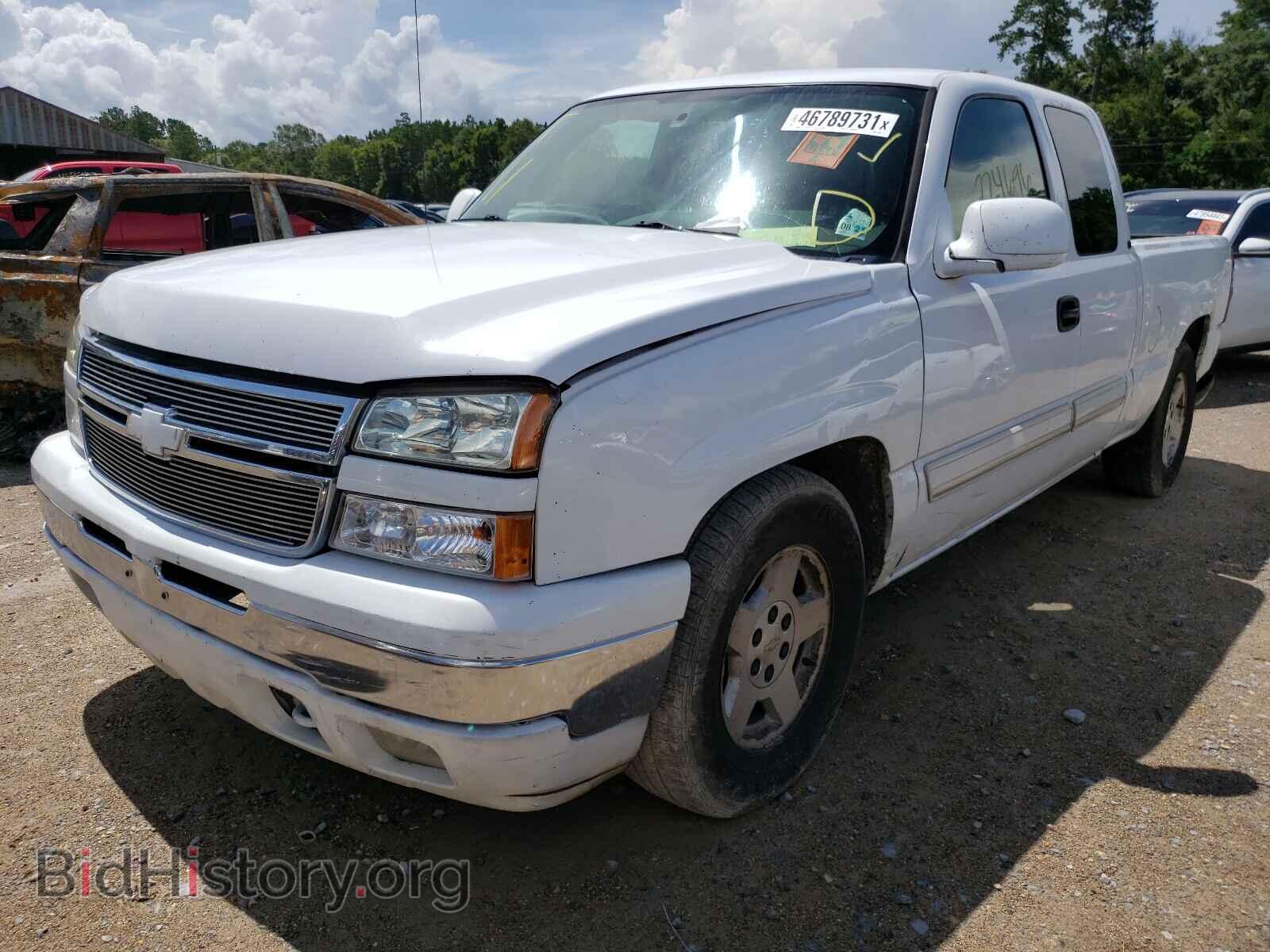 2006 CHEVROLET SILVERADO - VIN: 2GCEC19VX61275017 - Фото 2