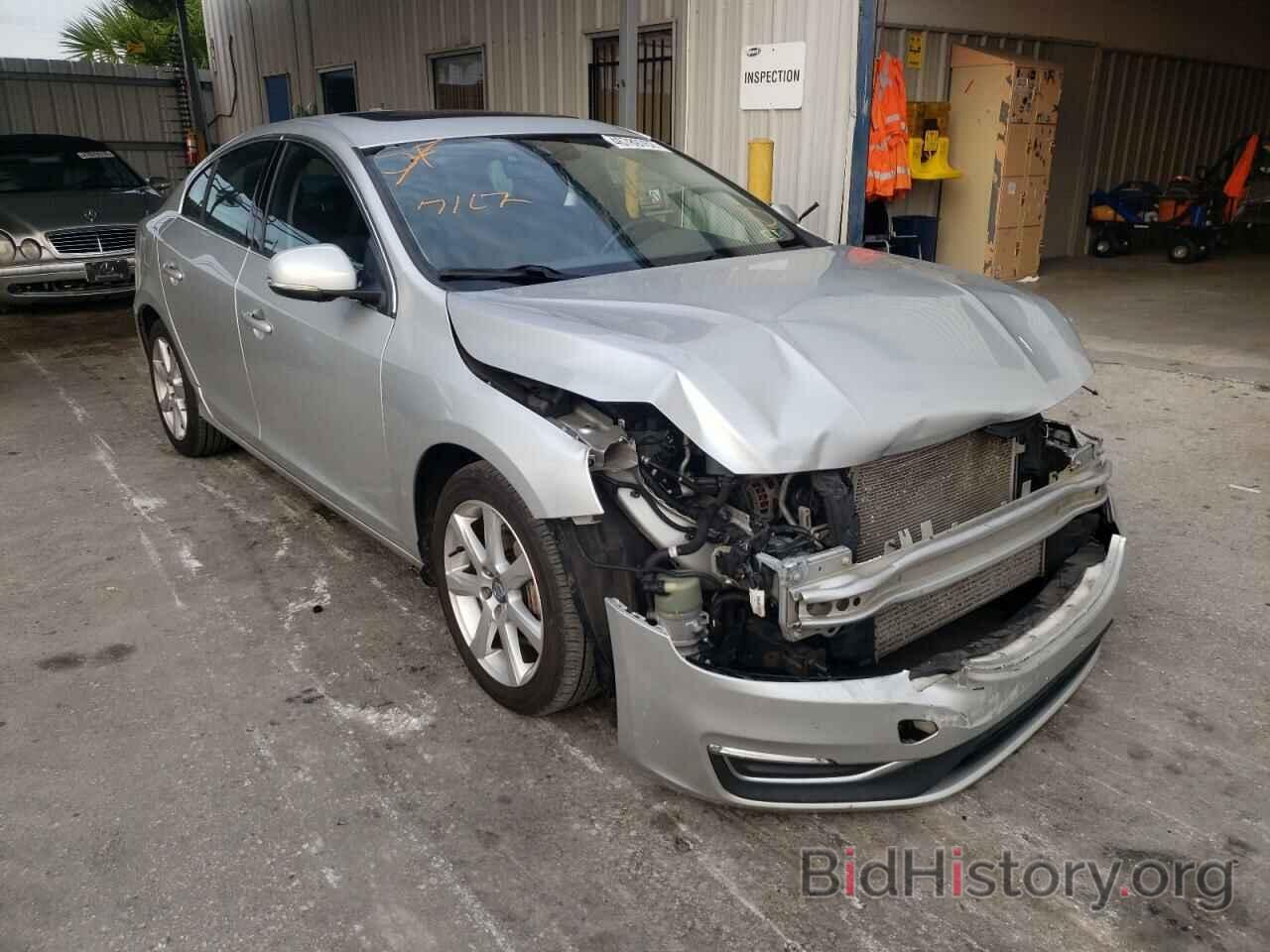 Photo YV1612TKXG2406330 - VOLVO S60 2016