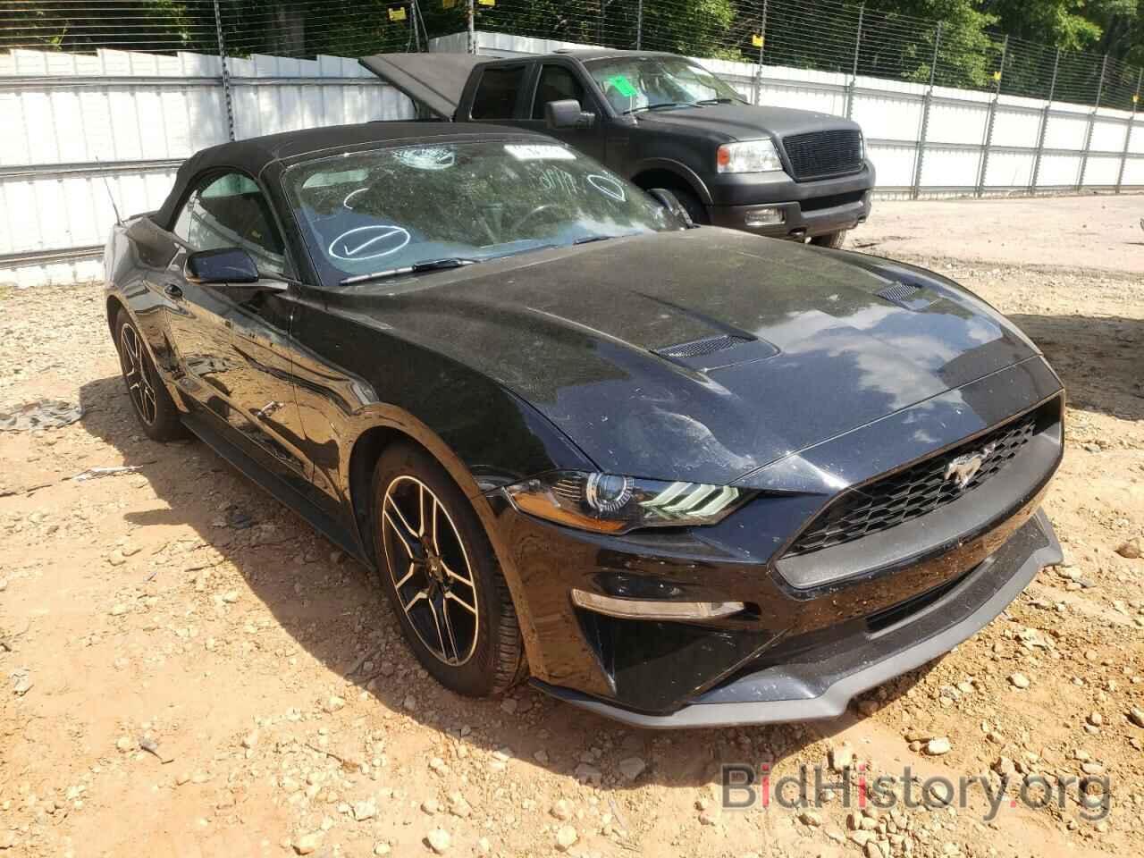 Photo 1FATP8UH8L5135084 - FORD MUSTANG 2020