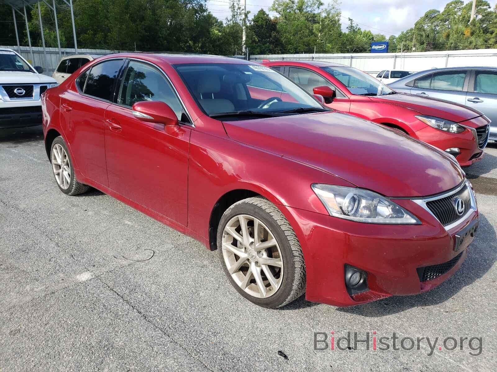 Photo JTHCF5C27C5054472 - LEXUS IS 2012