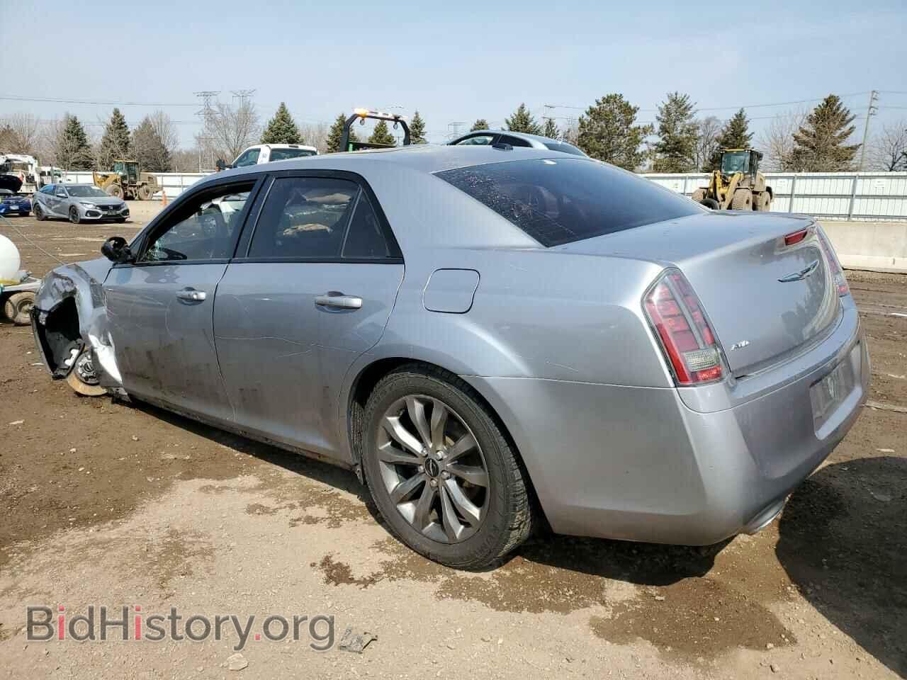 2014 CHRYSLER 300 - VIN: 2C3CCAGGXEH229256 - Фото 2