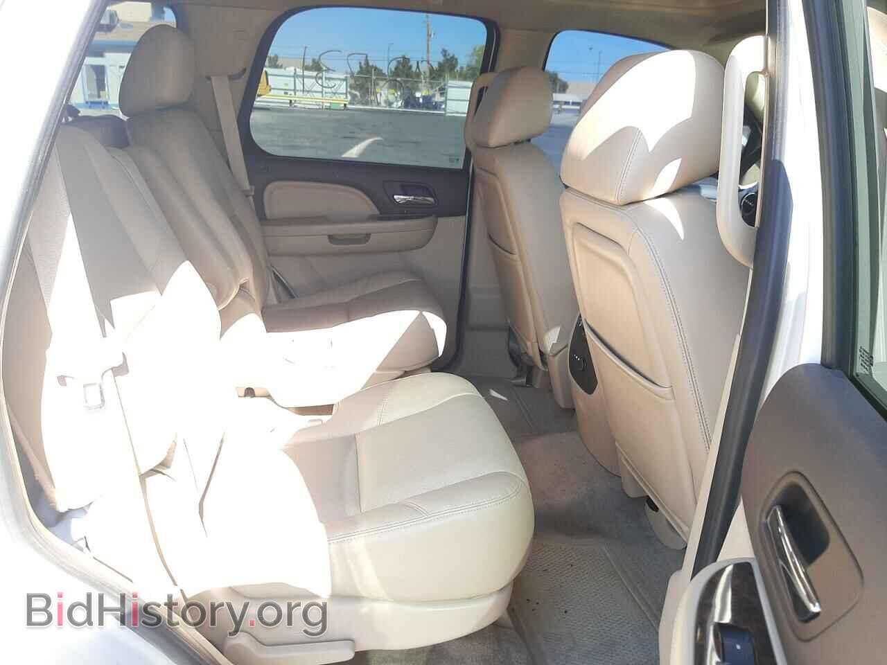 2011 GMC YUKON - VIN: 1GKS2EEF4BR266184 - Фото 6