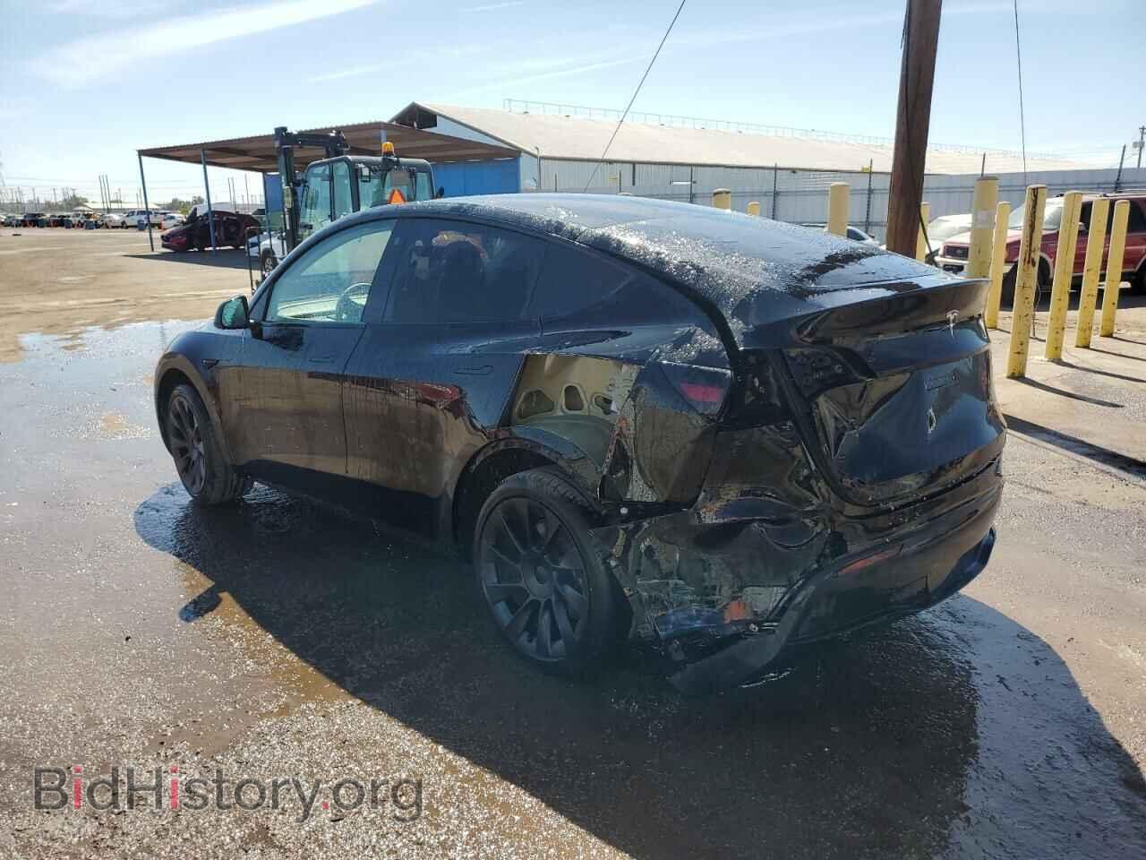 2022 TESLA MODEL Y - VIN: 7SAYGDEE2NF481536 - Фото 2