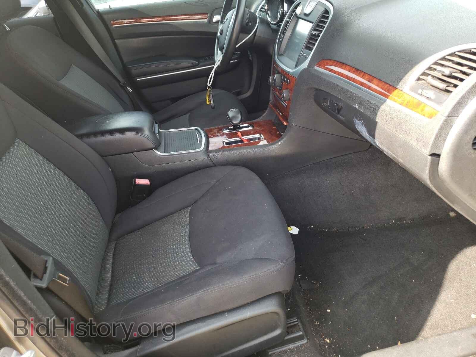 2012 CHRYSLER 300 - VIN: 2C3CCAAG1CH261549 - Фото 5