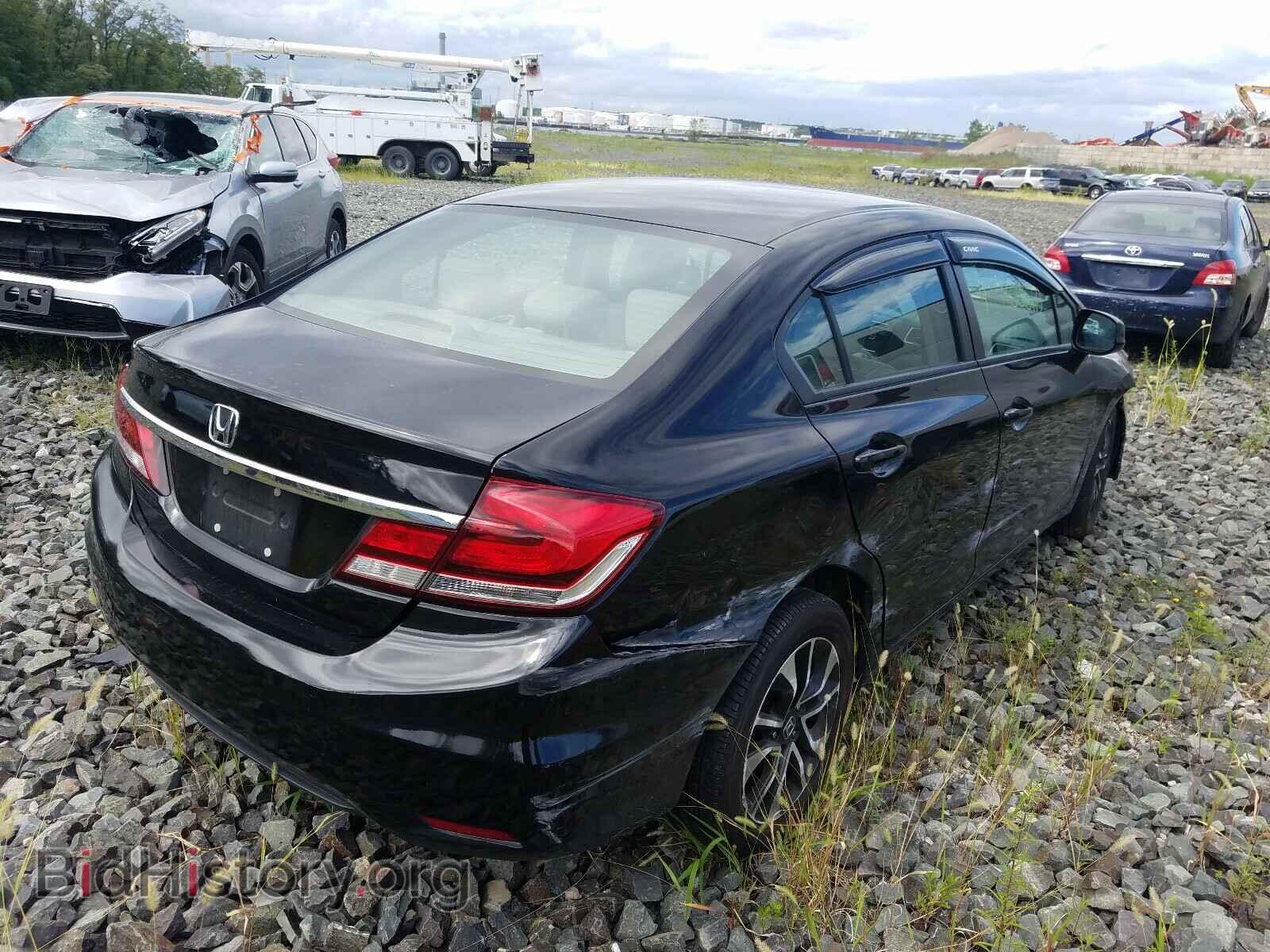 2013 HONDA CIVIC - VIN: 19XFB2F96DE286407 - Фото 4