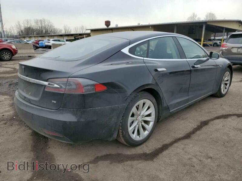 2016 Tesla MODEL S (VIN 5YJSA1E11GF159490) — photo 3 of 12