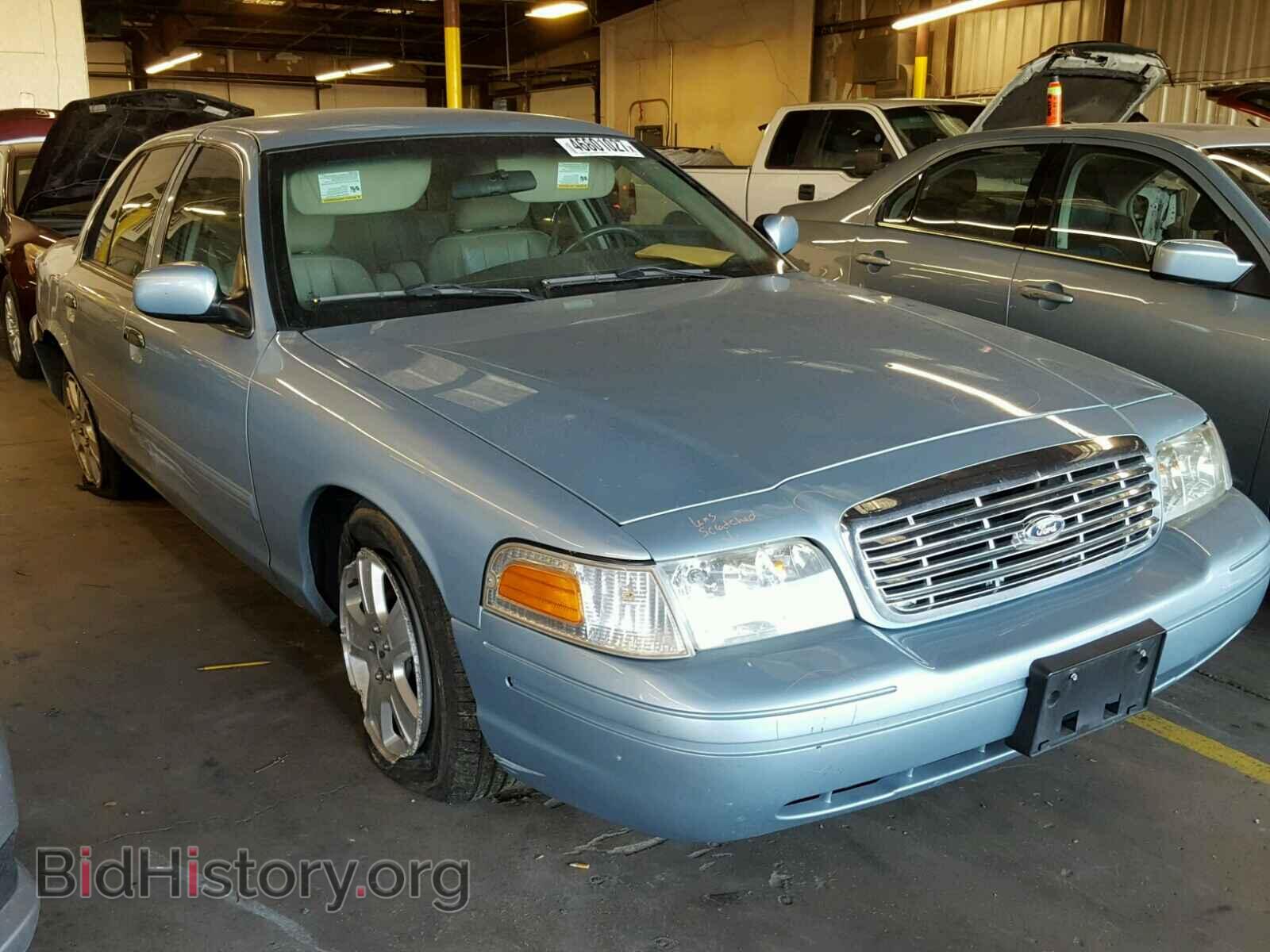 Photo 2FABP7EV8BX141569 - FORD CROWN VIC 2011