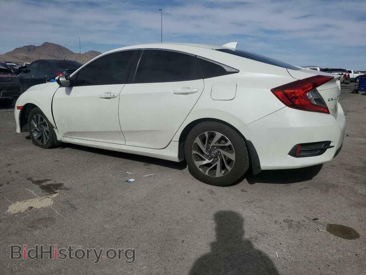 2018 HONDA CIVIC - VIN: 19XFC2F73JE012332 - Фото 2