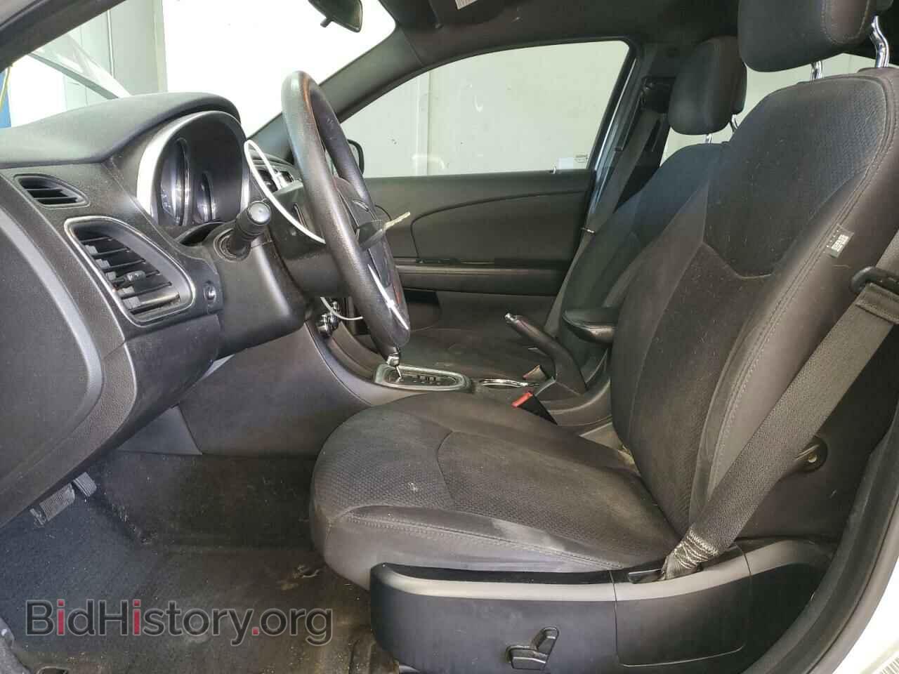 2012 CHRYSLER 200 - VIN: 1C3CCBAG0CN241208 - Фото 7
