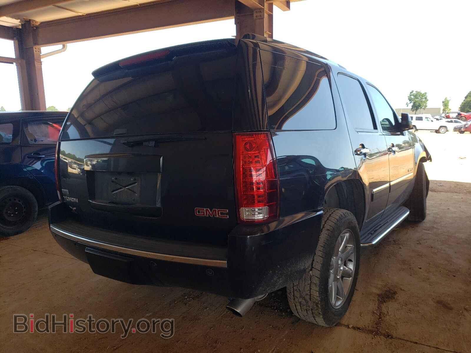 2011 GMC YUKON - VIN: 1GKS1EEF3BR215214 - Фото 4