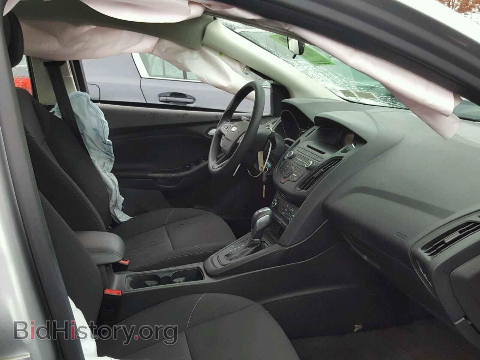 2016 FORD FOCUS - VIN: 1FADP3F2XGL261903 - Фото 5