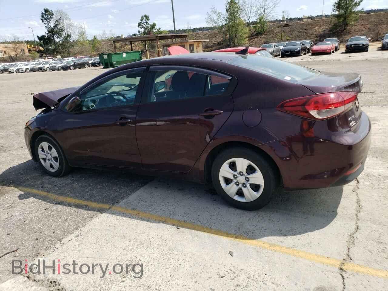 2017 KIA FORTE - VIN: 3KPFK4A77HE028128 - Фото 2